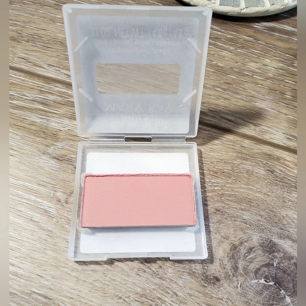 Mary Kay Chromafusion Blush- Rosy Nude, Hint of Pink, Darling Pink